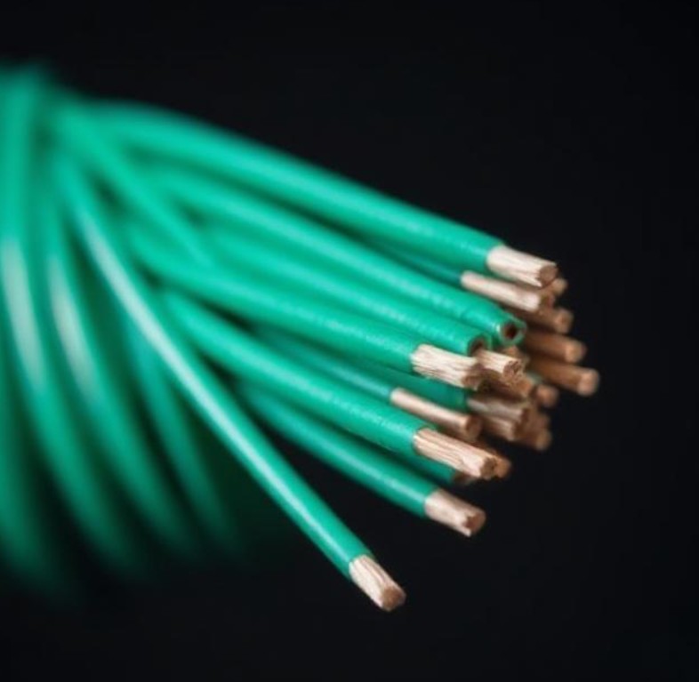 مفتول روکش دار پلاستیکی (PVC)