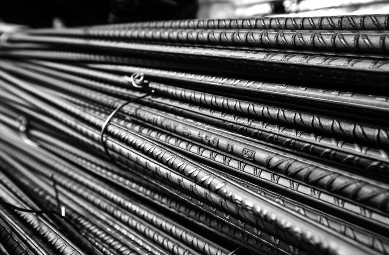 نصب گیره و قلاب میلگرد بستر
