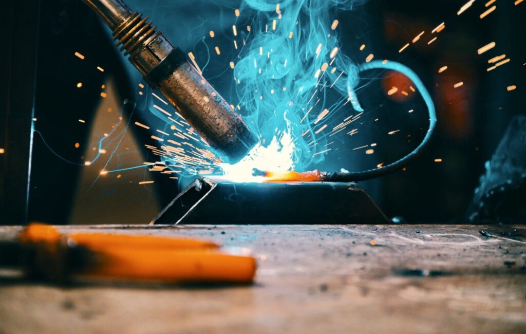 انواع دستگاه جوش چیست؟ هر آنچه که درباره دستگاه جوشکاری باید بدانید